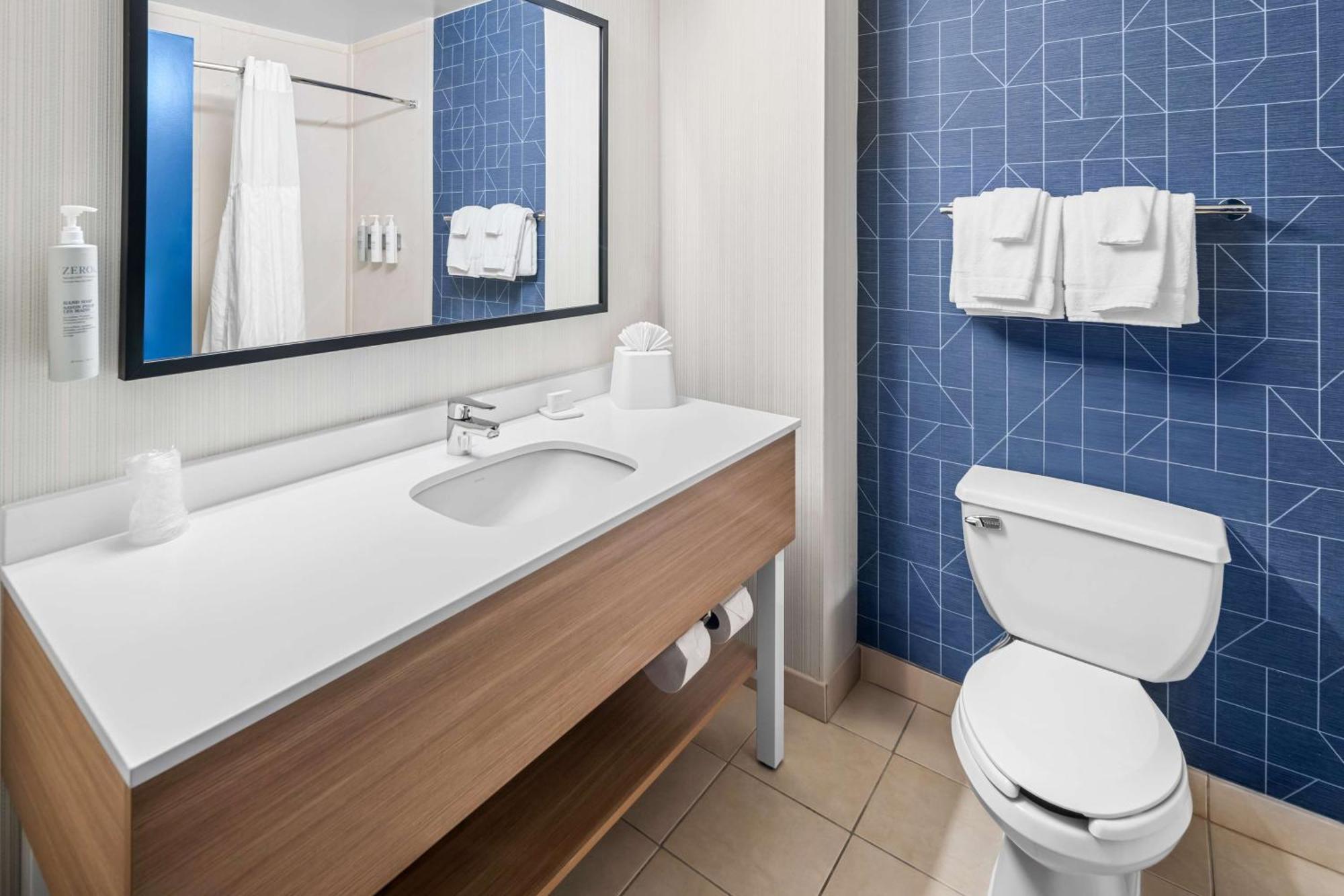 Spark By Hilton וודברידג' מראה חיצוני תמונה
