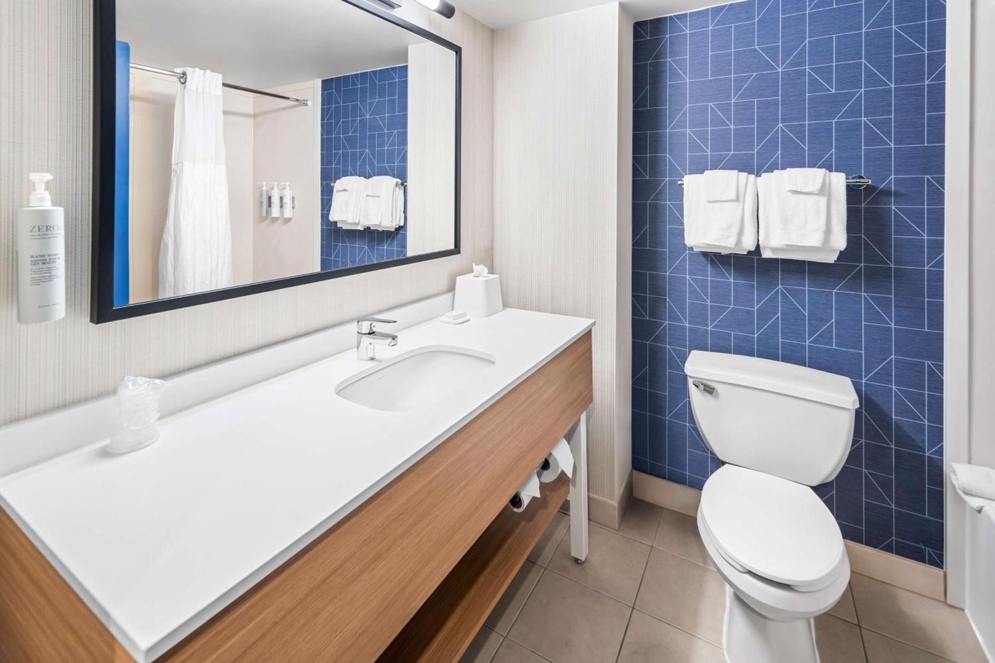 Spark By Hilton וודברידג' מראה חיצוני תמונה