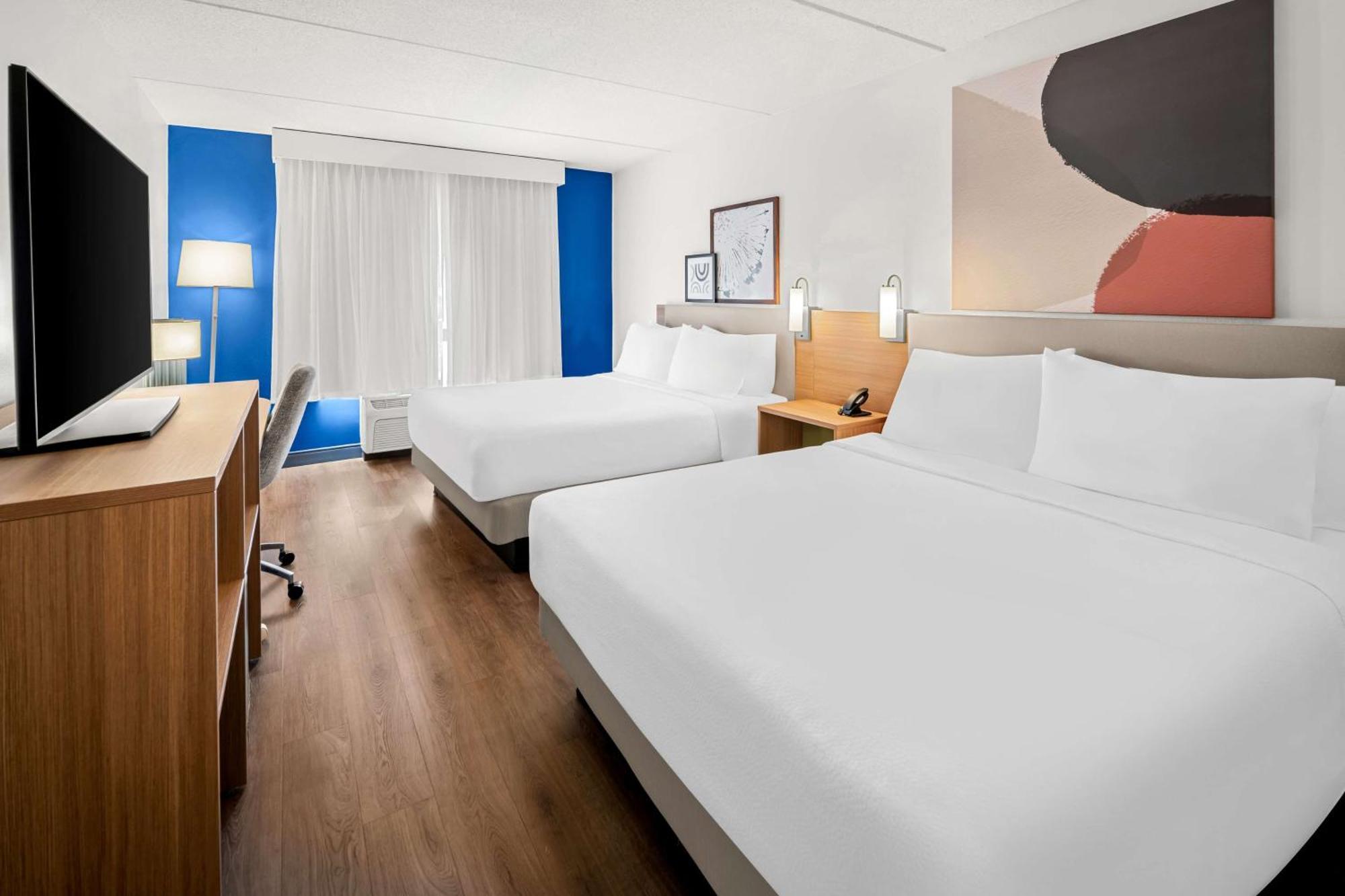 Spark By Hilton וודברידג' מראה חיצוני תמונה