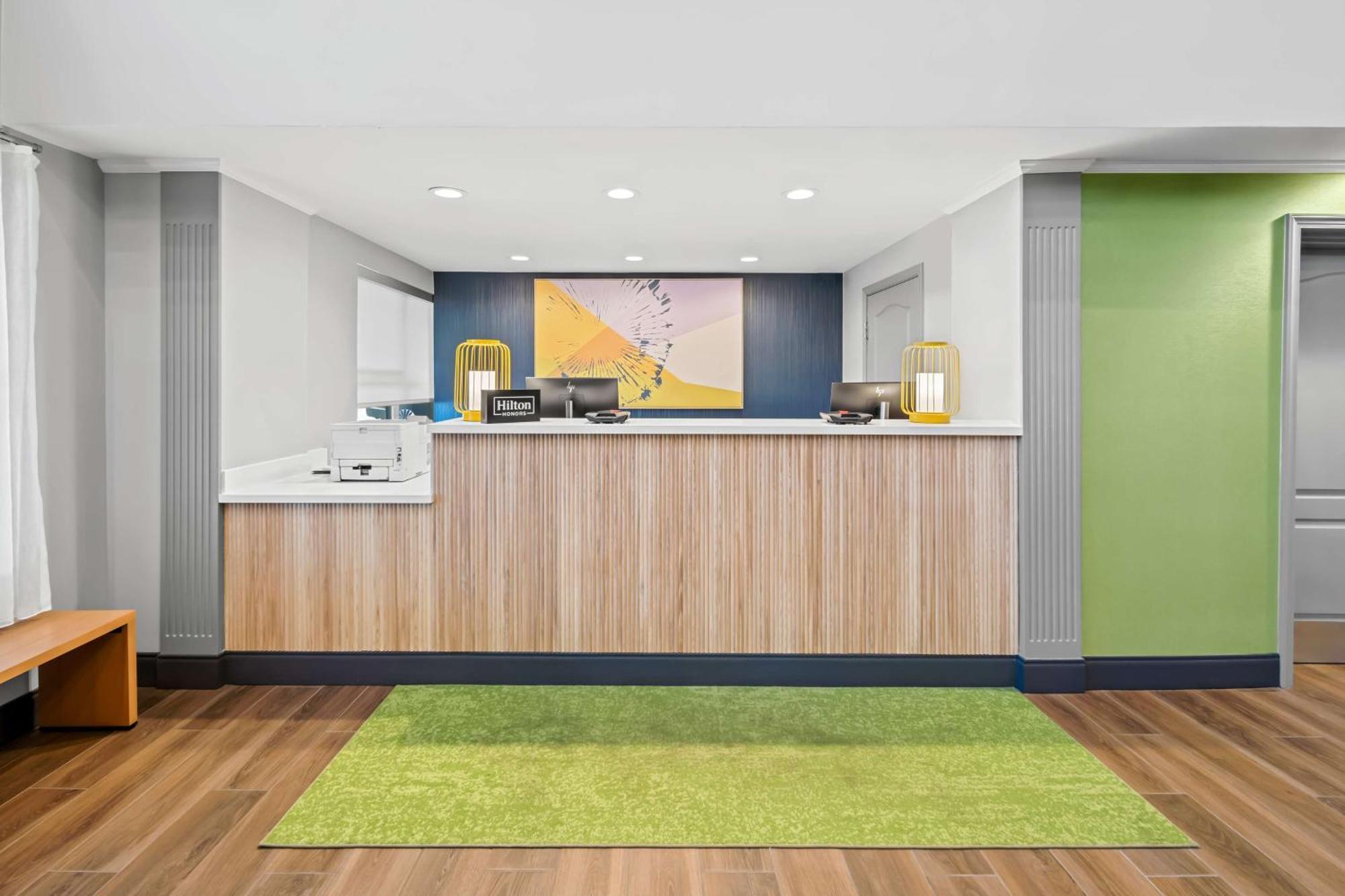 Spark By Hilton וודברידג' מראה חיצוני תמונה