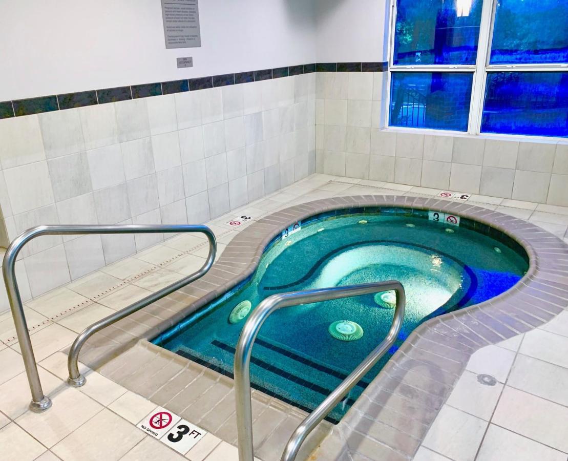 Spark By Hilton וודברידג' מראה חיצוני תמונה
